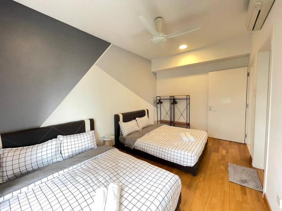 Teega Suites Seaview By Vdo Homestay Nusajaya  Luaran gambar